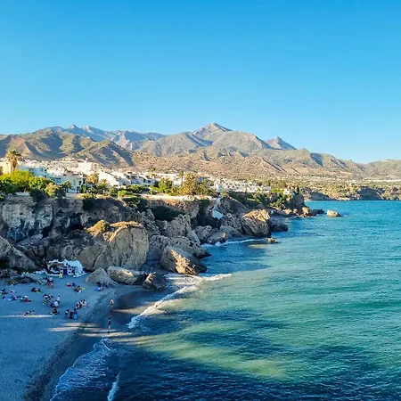 Beachfront With Sea View At Burriana Beach, * נרחה
