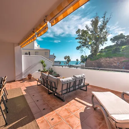 Beachfront With Sea View At Burriana Beach, Apartment Nerja